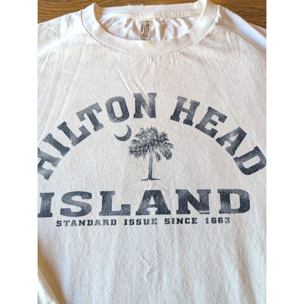 SZ Large Hilton Head Is Land Graphic T-Shirt Men's  White Casual Travel Tee EUC